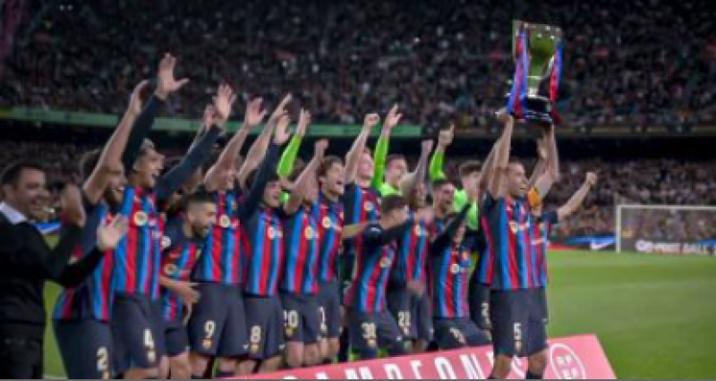 برشلونة بطل الليجا
