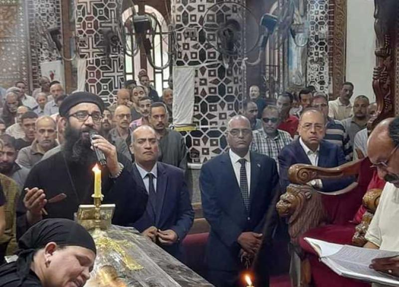 جانب من العزاء 