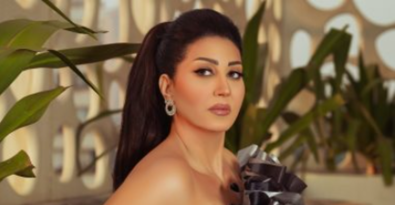 وفاء عامر