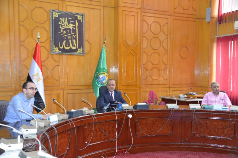محافظ  الإسماعيلية 