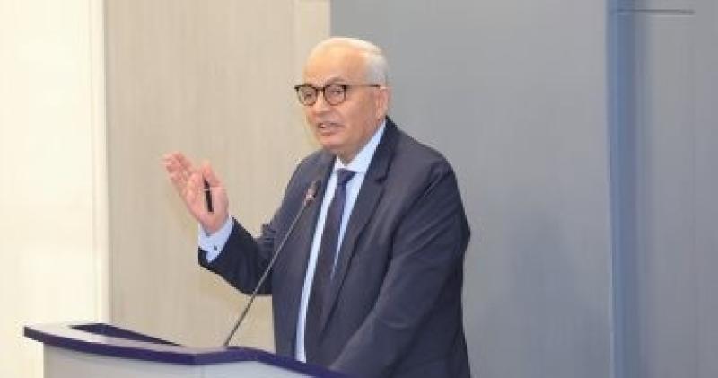 وزير التعليم 
