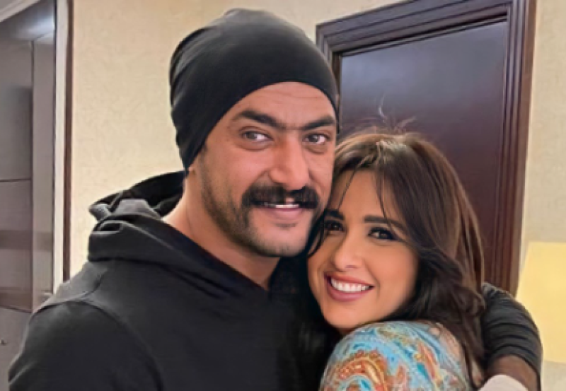 ياسمين عبد العزيز وأحمد العوضي