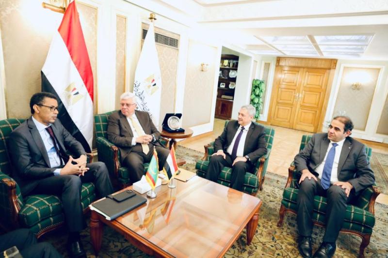 استقبال وزير التعليم العالى انظيره الموريتانى