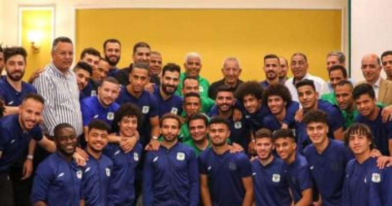 فريق المصري