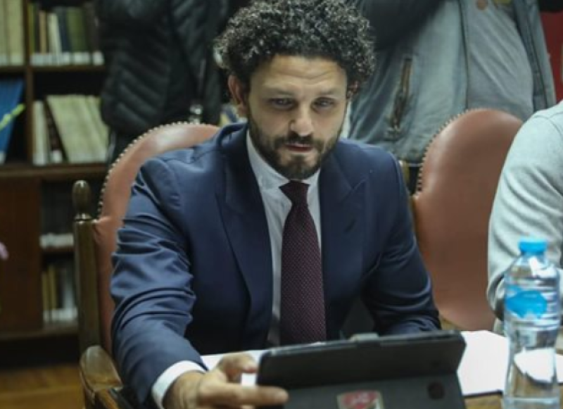حسام غالي