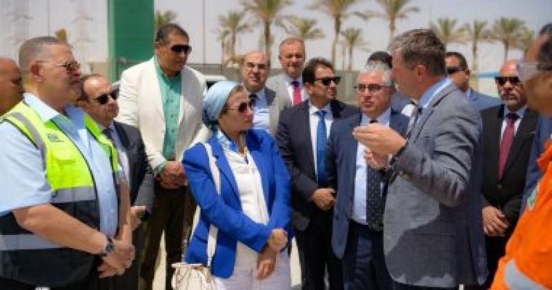 وزيرة البيئة 
