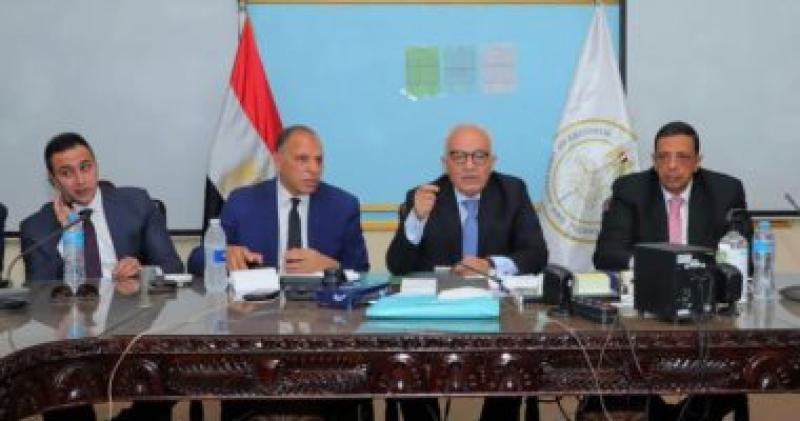 وزير التربية والتعليم 