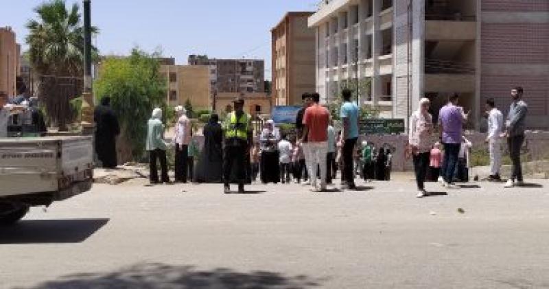 طلاب 