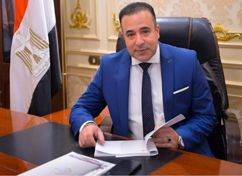 النائب احمد بدوى
