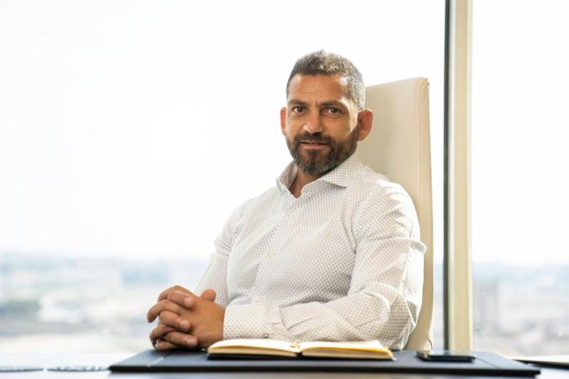عمر عبد العزيز