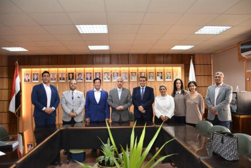 رئيس جامعة أسيوط 