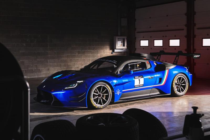 سيارة مازيراتي GT2