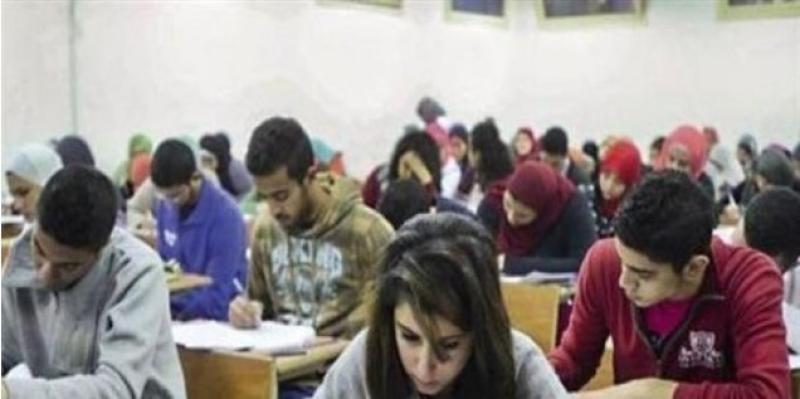 طلاب الثانوية العامة 