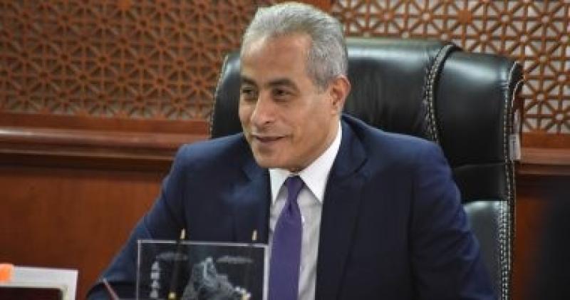 وزير العمل 