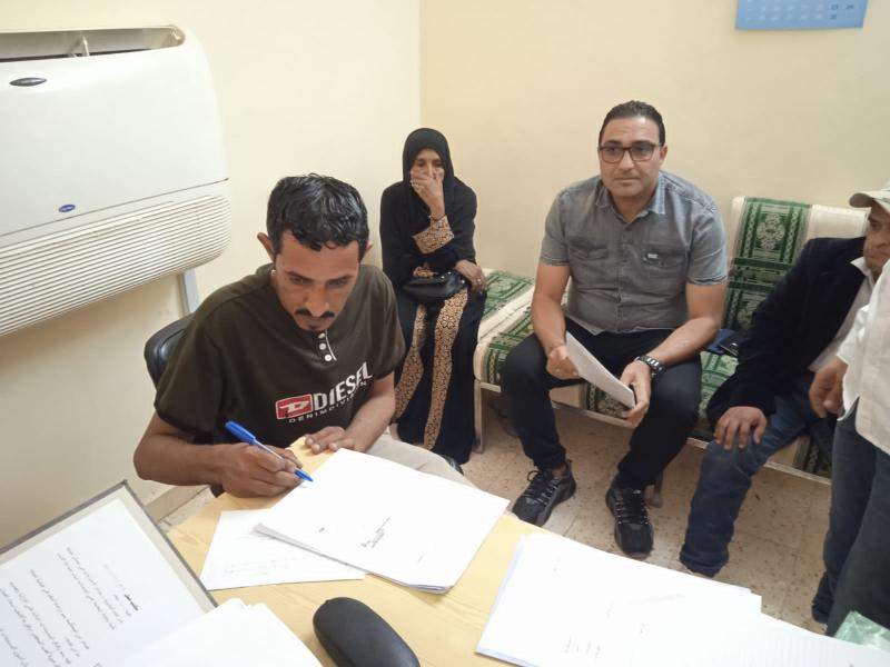 عقود عمل 