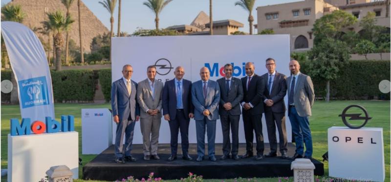 شركة إكسون موبيل و شركة المنصور