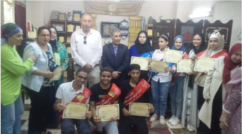 جانب من إحتفالبة التكريم
