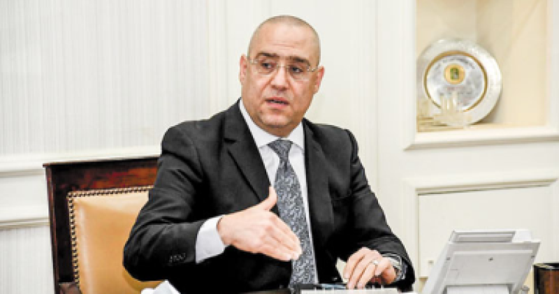 وزير الاسكان 