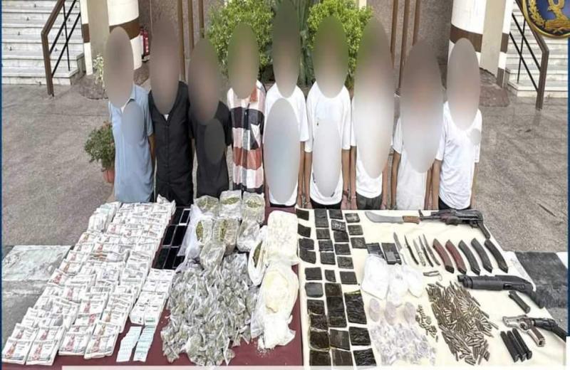 المتهمين 
