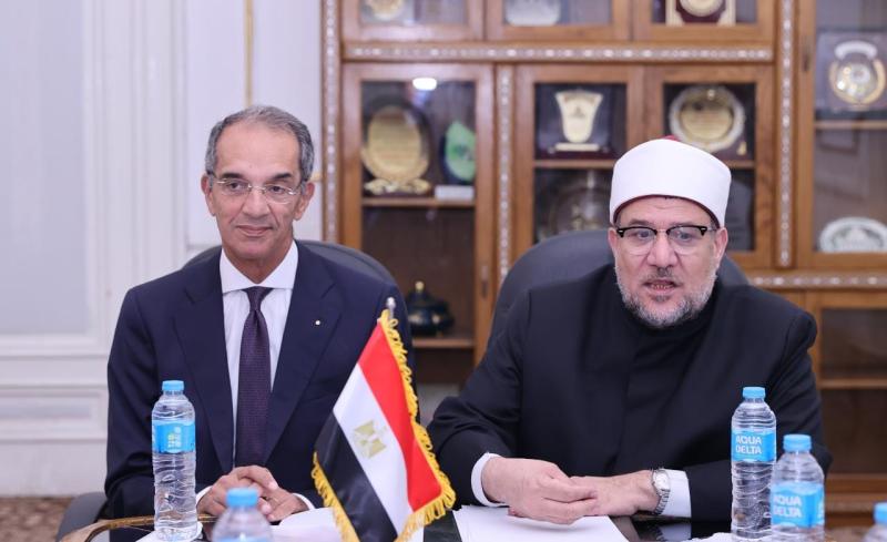 وزيرا الاتصالات والاوقاف