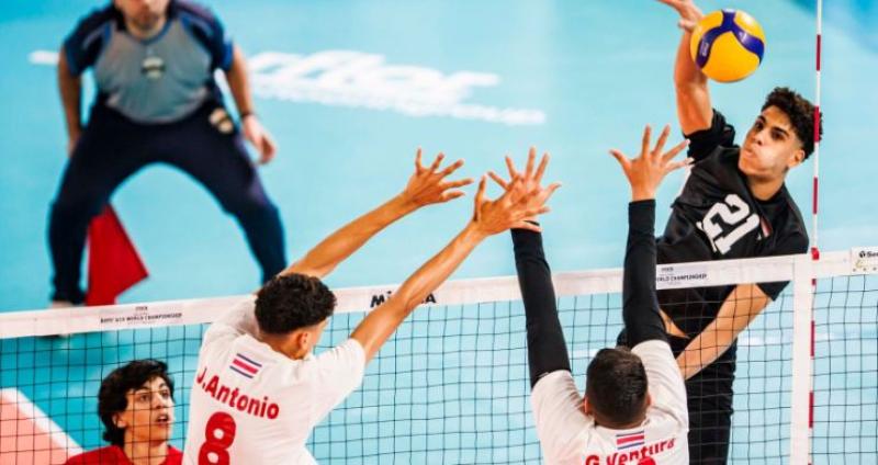 منتخب ناشئي الطائرة