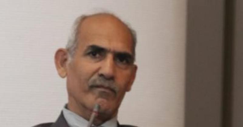 ناصر العزبى