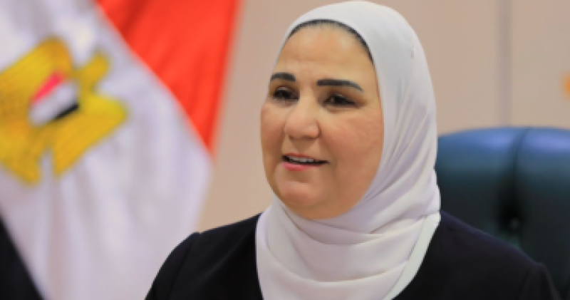 اادكتورة نيفين القباج