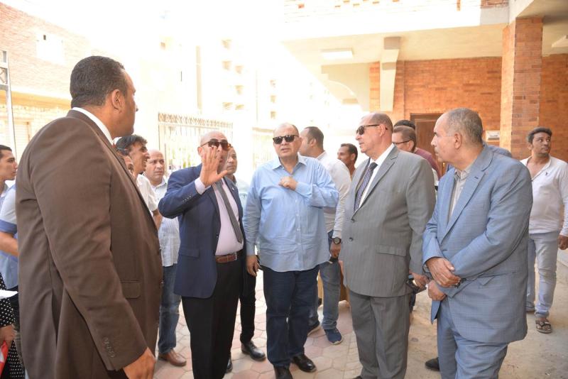 محافظ أسيوط 