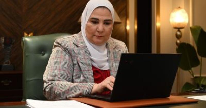 نيفين القباج وزيرة التضامن