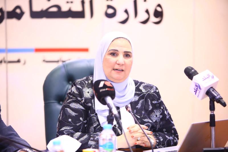 الدكتورة نيفين القباج