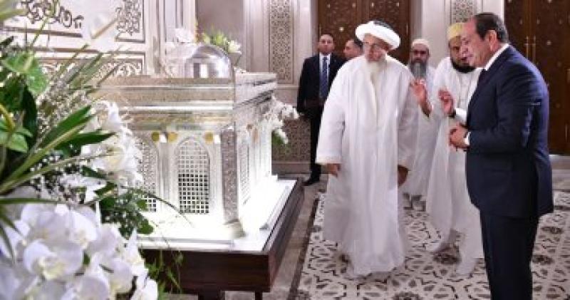 الرئيس السيسى يفتتح ضريح السيدة نفيسة