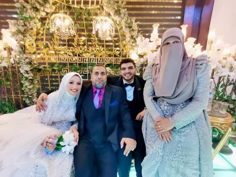 صورة العروسين 