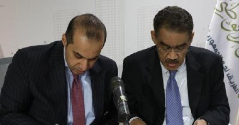 الحوار الوطنى