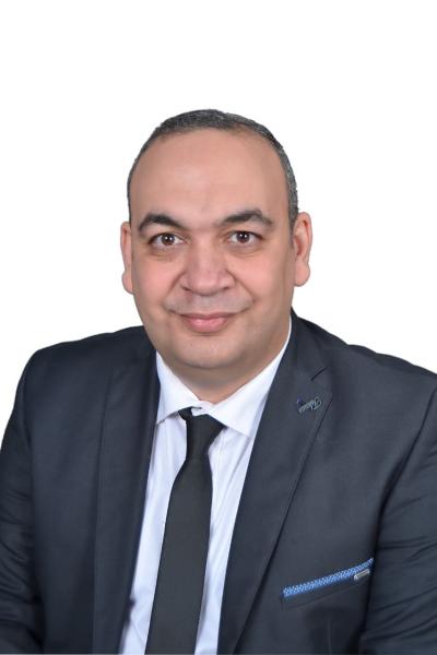 الدكتور محمد غريب، استشاري الجراحة العامة وجراحة المناظير ومرشح قائمة التغيير لمنصب مقعد نقيب الأطباء بالقليوبية