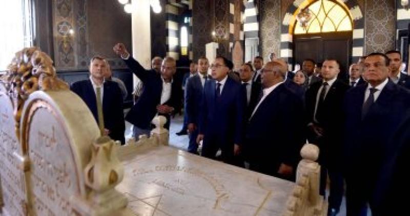 الدكتور مصطفى مدبولى رئيس مجلس الوزراء
