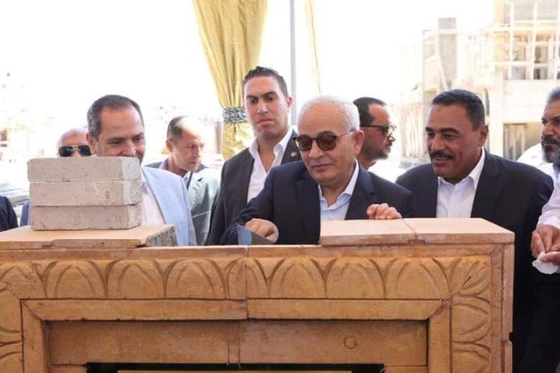 جانب من الافتتاح 