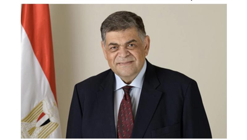 الدكتور أشرف حاتم