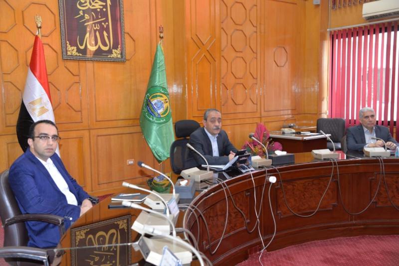 اجتماع اللواء شريف فهمي بشارة محافظ الإسماعيلية