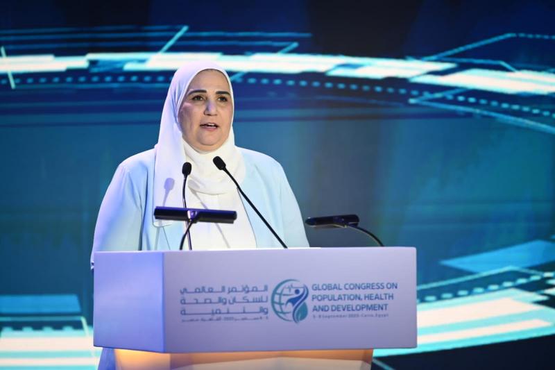 نيفين القباح 