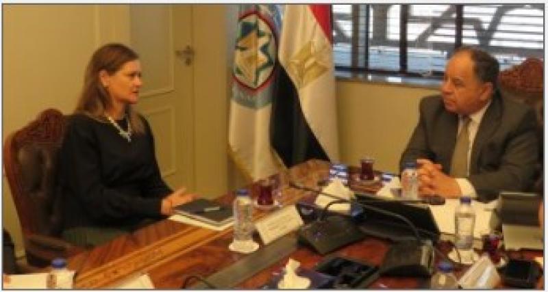 لقاء وزير المالية مع سفيرة نيوزيلاندا