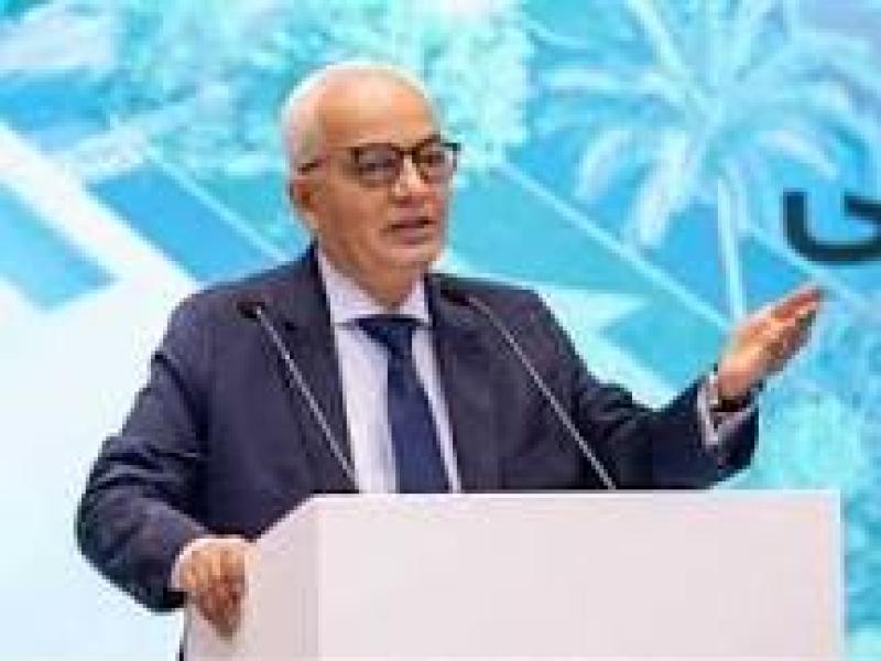 الدكتور رضا حجازى وزير التربية  التعليم 