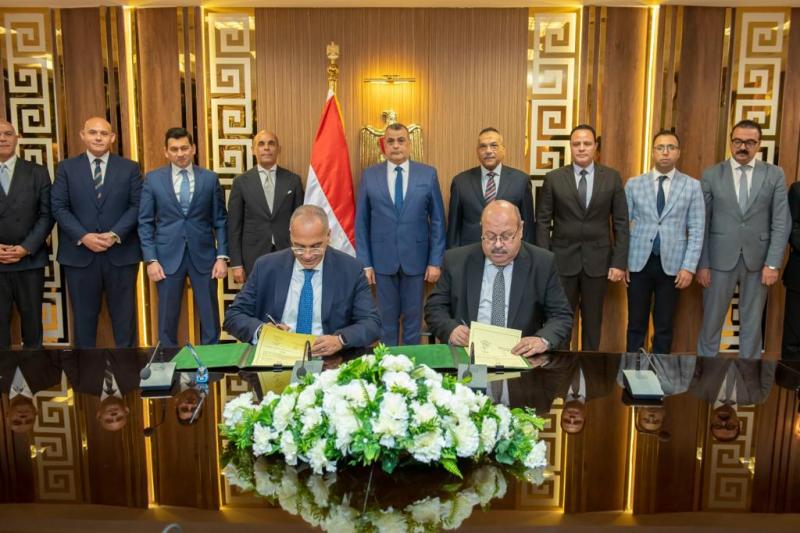 وزير الدولة للإنتاج الحربي