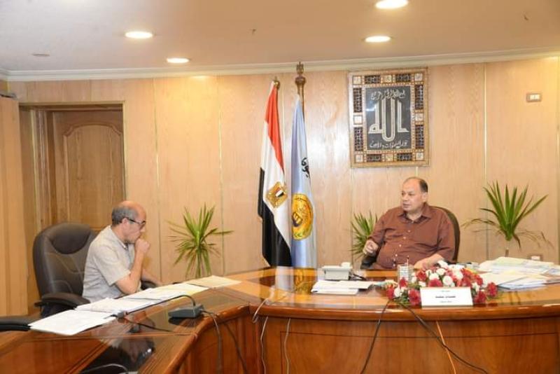 محافظ أسيوط 