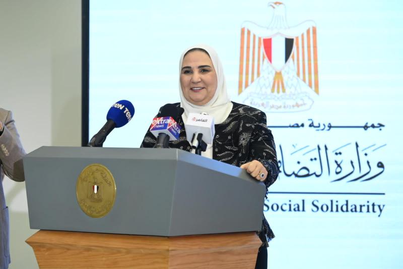 نيفين القباج وزيرة التضامن 