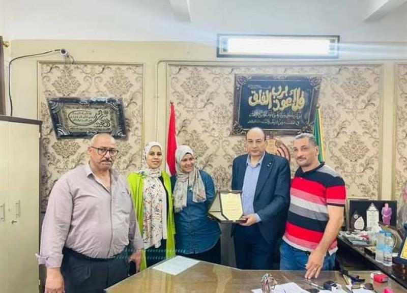 وفد من «إنقاذ الطفولة» يبحث تنفيذ «قرية متعلمة» بـ52 مدرسة في المنيا