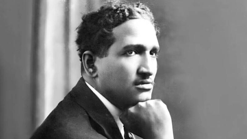 فنان الشعب سيد درويش