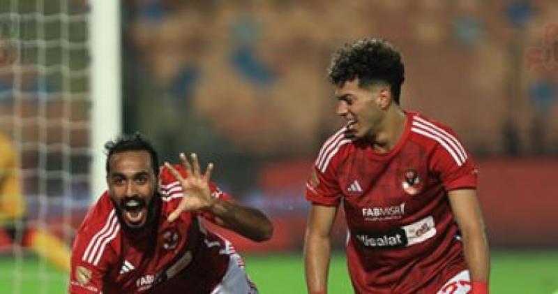 كهربا  وامام عاشور 