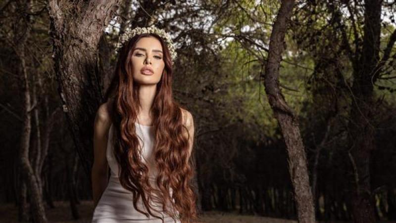  الفنانة والإعلامية عايشة عثمان