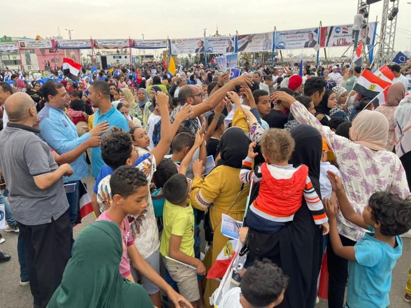 مسيرات حاشدة 