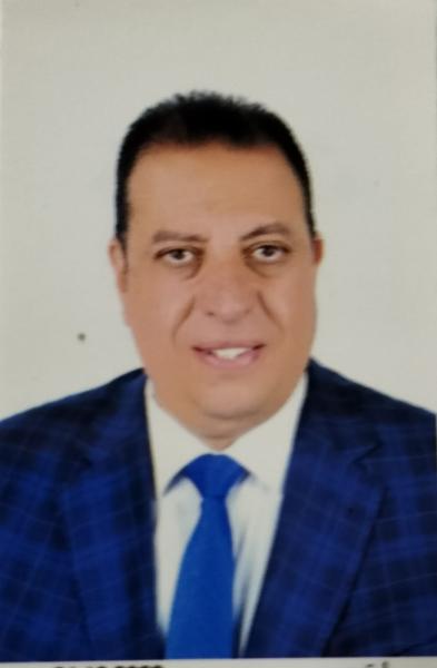 خالد عبد الرؤوف رئيس اللجنه النقابه بوزارة التربيه والتعليم